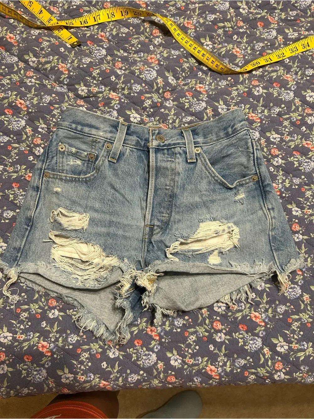 LEVI 501 Denim Shorts